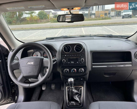 Черный Джип Патриот, объемом двигателя 2.14 л и пробегом 283 тыс. км за 9999 $, фото 21 на Automoto.ua