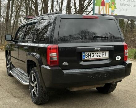 Чорний Джип Patriot, об'ємом двигуна 2 л та пробігом 240 тис. км за 8500 $, фото 5 на Automoto.ua
