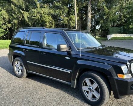 Чорний Джип Patriot, об'ємом двигуна 2.36 л та пробігом 176 тис. км за 7200 $, фото 1 на Automoto.ua