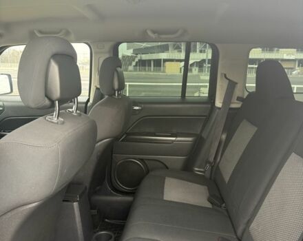 Черный Джип Патриот, объемом двигателя 2.4 л и пробегом 17 тыс. км за 6500 $, фото 2 на Automoto.ua