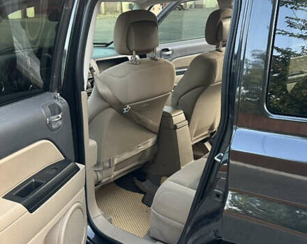 Чорний Джип Patriot, об'ємом двигуна 2 л та пробігом 300 тис. км за 8500 $, фото 7 на Automoto.ua