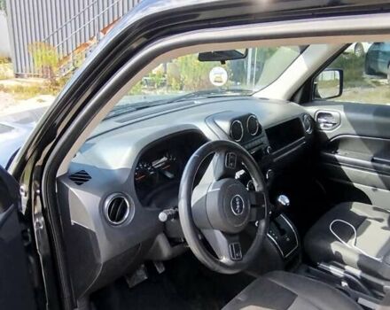 Черный Джип Патриот, объемом двигателя 2.36 л и пробегом 127 тыс. км за 8400 $, фото 6 на Automoto.ua