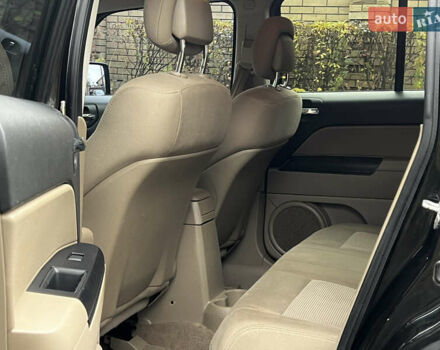 Черный Джип Патриот, объемом двигателя 2.36 л и пробегом 170 тыс. км за 8600 $, фото 14 на Automoto.ua