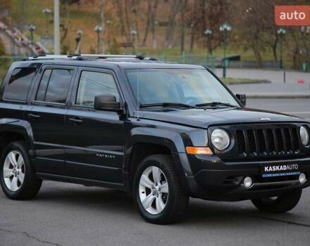 Черный Джип Патриот, объемом двигателя 2.36 л и пробегом 230 тыс. км за 9600 $, фото 2 на Automoto.ua