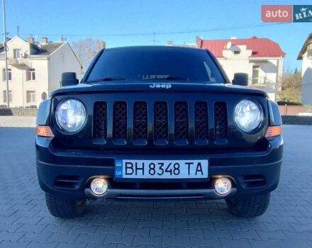 Черный Джип Патриот, объемом двигателя 2.36 л и пробегом 220 тыс. км за 12000 $, фото 4 на Automoto.ua