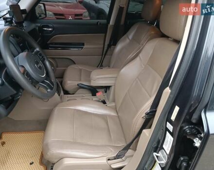 Черный Джип Патриот, объемом двигателя 2.4 л и пробегом 187 тыс. км за 9290 $, фото 18 на Automoto.ua