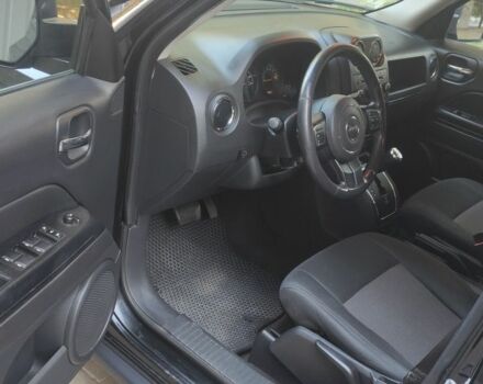 Чорний Джип Patriot, об'ємом двигуна 2.4 л та пробігом 184 тис. км за 10500 $, фото 4 на Automoto.ua