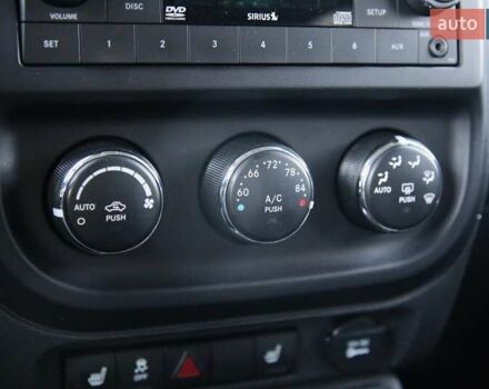 Черный Джип Патриот, объемом двигателя 2.36 л и пробегом 230 тыс. км за 9600 $, фото 16 на Automoto.ua