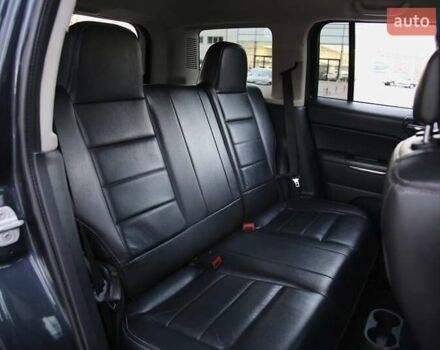 Черный Джип Патриот, объемом двигателя 2.36 л и пробегом 230 тыс. км за 9600 $, фото 8 на Automoto.ua