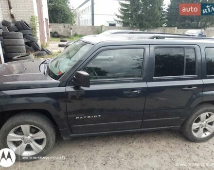 Чорний Джип Patriot, об'ємом двигуна 2.4 л та пробігом 285 тис. км за 8000 $, фото 9 на Automoto.ua