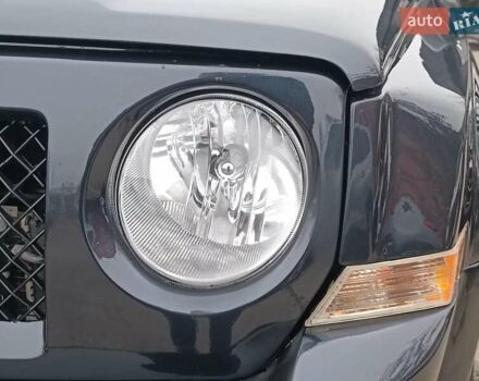 Черный Джип Патриот, объемом двигателя 2.4 л и пробегом 187 тыс. км за 9290 $, фото 4 на Automoto.ua