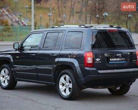 Черный Джип Патриот, объемом двигателя 2.36 л и пробегом 230 тыс. км за 9600 $, фото 3 на Automoto.ua