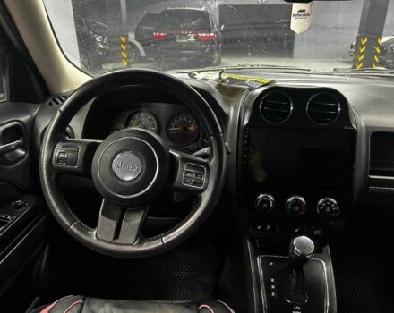 Чорний Джип Patriot, об'ємом двигуна 2.4 л та пробігом 104 тис. км за 11100 $, фото 9 на Automoto.ua