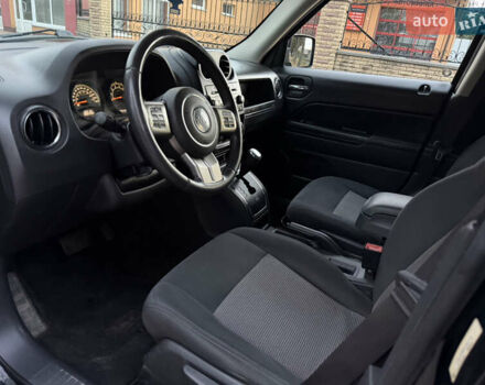 Черный Джип Патриот, объемом двигателя 2.4 л и пробегом 197 тыс. км за 9999 $, фото 69 на Automoto.ua
