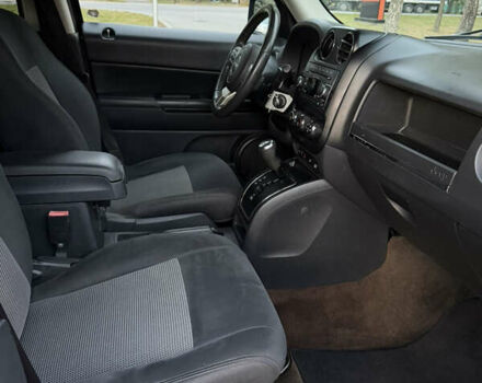 Черный Джип Патриот, объемом двигателя 2.4 л и пробегом 197 тыс. км за 9999 $, фото 67 на Automoto.ua