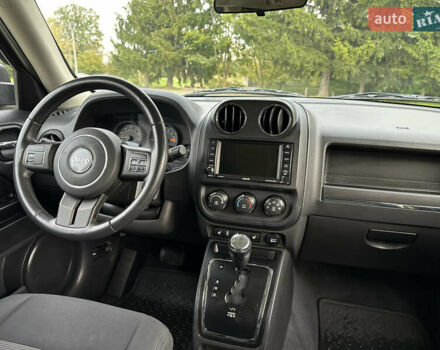 Джип Патриот 2014 в Дубно на Automoto.ua Черный Джип Патриот, объемом двигателя 2.4 л и пробегом 236 тыс. км за 8800 $, фото 26 на Automoto.ua