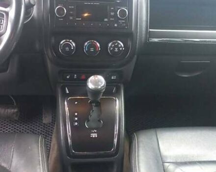 Черный Джип Патриот, объемом двигателя 2.36 л и пробегом 180 тыс. км за 9700 $, фото 4 на Automoto.ua