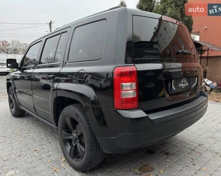 Чорний Джип Patriot, об'ємом двигуна 2 л та пробігом 283 тис. км за 8900 $, фото 12 на Automoto.ua