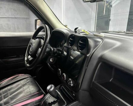 Чорний Джип Patriot, об'ємом двигуна 2.4 л та пробігом 104 тис. км за 11100 $, фото 15 на Automoto.ua