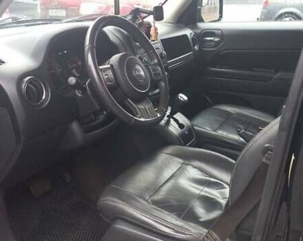 Черный Джип Патриот, объемом двигателя 2.36 л и пробегом 180 тыс. км за 9700 $, фото 7 на Automoto.ua