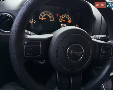 Чорний Джип Patriot, об'ємом двигуна 2 л та пробігом 283 тис. км за 8900 $, фото 31 на Automoto.ua