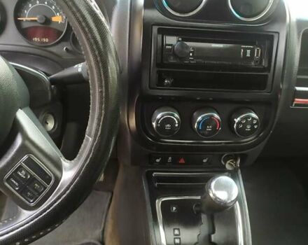 Чорний Джип Patriot, об'ємом двигуна 2.36 л та пробігом 195 тис. км за 8500 $, фото 2 на Automoto.ua