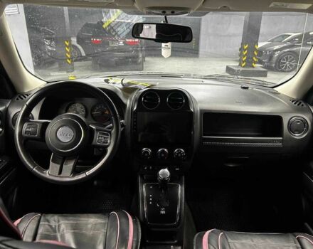 Чорний Джип Patriot, об'ємом двигуна 2.4 л та пробігом 104 тис. км за 11100 $, фото 8 на Automoto.ua