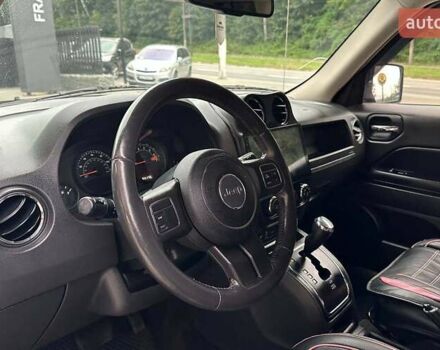 Чорний Джип Patriot, об'ємом двигуна 2.36 л та пробігом 104 тис. км за 11100 $, фото 7 на Automoto.ua