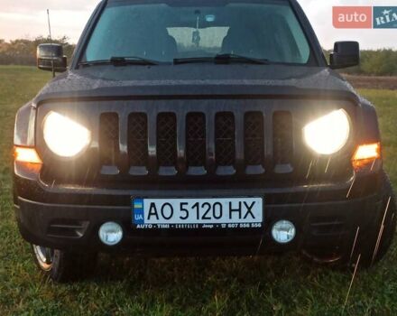 Черный Джип Патриот, объемом двигателя 2 л и пробегом 135 тыс. км за 9900 $, фото 10 на Automoto.ua