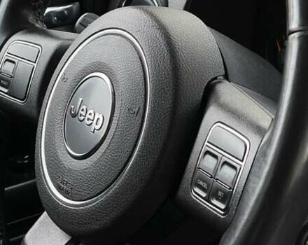 Черный Джип Патриот, объемом двигателя 2.36 л и пробегом 117 тыс. км за 10500 $, фото 7 на Automoto.ua