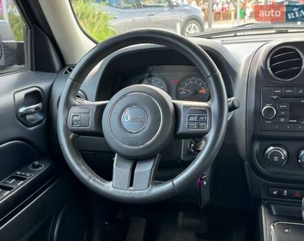 Чорний Джип Patriot, об'ємом двигуна 2.36 л та пробігом 123 тис. км за 10690 $, фото 12 на Automoto.ua