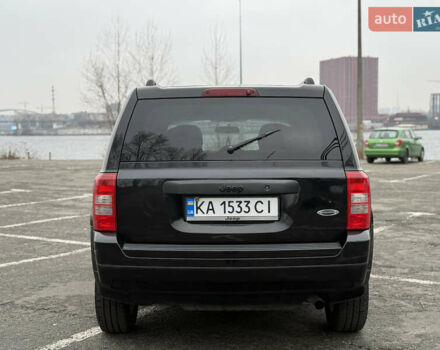 Черный Джип Патриот, объемом двигателя 2 л и пробегом 137 тыс. км за 10350 $, фото 3 на Automoto.ua