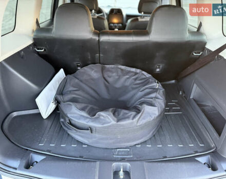 Чорний Джип Patriot, об'ємом двигуна 2 л та пробігом 137 тис. км за 10350 $, фото 10 на Automoto.ua