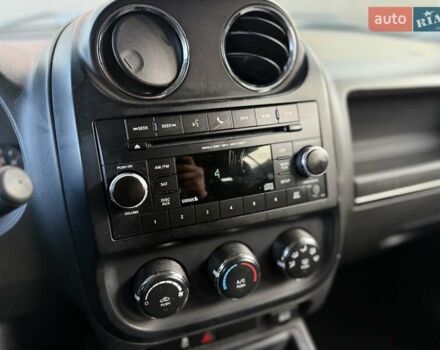 Чорний Джип Patriot, об'ємом двигуна 2.36 л та пробігом 144 тис. км за 7900 $, фото 26 на Automoto.ua