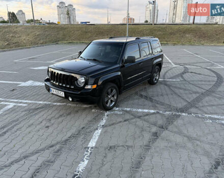 Чорний Джип Patriot, об'ємом двигуна 2 л та пробігом 137 тис. км за 10350 $, фото 7 на Automoto.ua