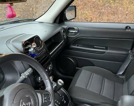 Черный Джип Патриот, объемом двигателя 2.4 л и пробегом 88 тыс. км за 10000 $, фото 8 на Automoto.ua