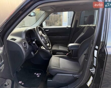 Чорний Джип Patriot, об'ємом двигуна 2.36 л та пробігом 144 тис. км за 7900 $, фото 21 на Automoto.ua