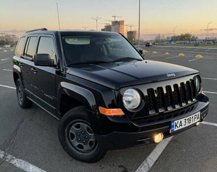 Чорний Джип Patriot, об'ємом двигуна 2.36 л та пробігом 187 тис. км за 10900 $, фото 2 на Automoto.ua