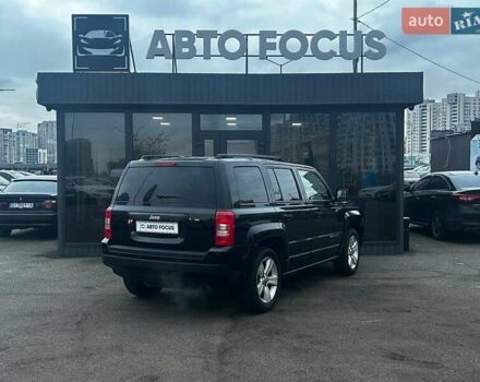 Чорний Джип Patriot, об'ємом двигуна 2.36 л та пробігом 145 тис. км за 10990 $, фото 6 на Automoto.ua