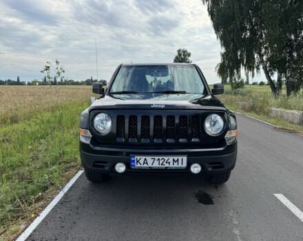 Черный Джип Патриот, объемом двигателя 2.4 л и пробегом 169 тыс. км за 11100 $, фото 2 на Automoto.ua