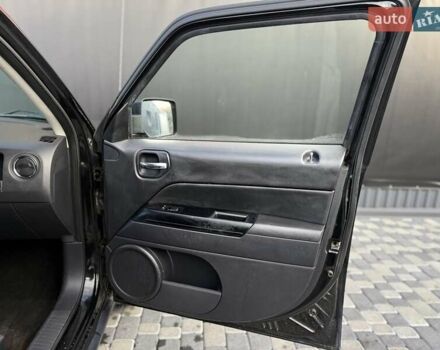 Чорний Джип Patriot, об'ємом двигуна 2.36 л та пробігом 144 тис. км за 7900 $, фото 31 на Automoto.ua