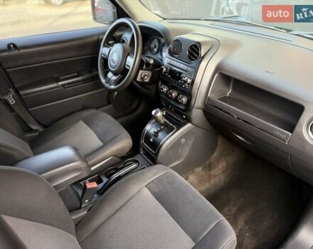 Чорний Джип Patriot, об'ємом двигуна 2.36 л та пробігом 144 тис. км за 7900 $, фото 34 на Automoto.ua