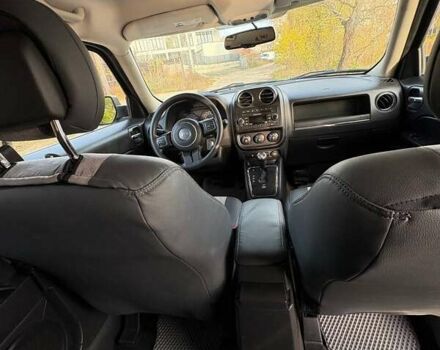 Черный Джип Патриот, объемом двигателя 2.36 л и пробегом 144 тыс. км за 10500 $, фото 19 на Automoto.ua
