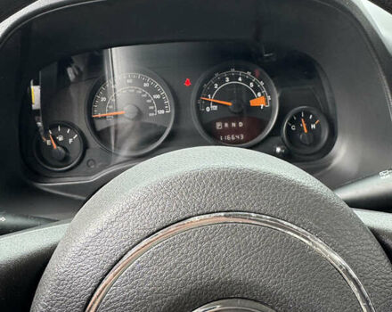 Чорний Джип Patriot, об'ємом двигуна 2.36 л та пробігом 187 тис. км за 10900 $, фото 24 на Automoto.ua