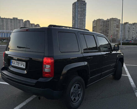 Чорний Джип Patriot, об'ємом двигуна 2.36 л та пробігом 187 тис. км за 10900 $, фото 5 на Automoto.ua