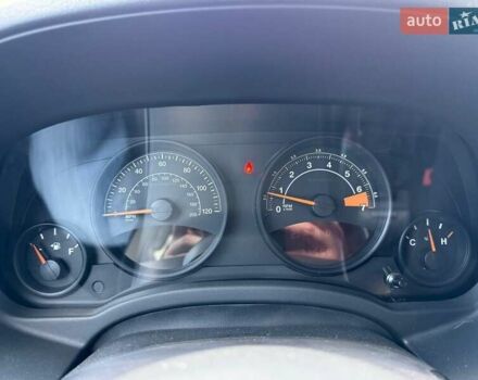 Чорний Джип Patriot, об'ємом двигуна 2.36 л та пробігом 123 тис. км за 10690 $, фото 16 на Automoto.ua