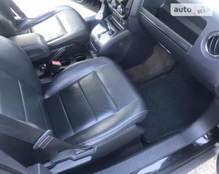 Черный Джип Патриот, объемом двигателя 2.36 л и пробегом 165 тыс. км за 13000 $, фото 12 на Automoto.ua