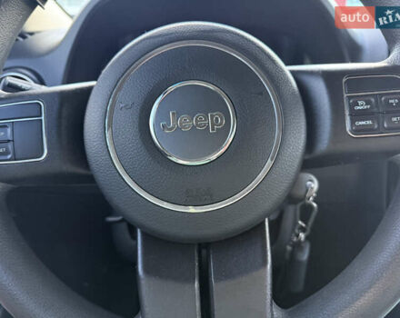 Чорний Джип Patriot, об'ємом двигуна 2 л та пробігом 137 тис. км за 10350 $, фото 19 на Automoto.ua