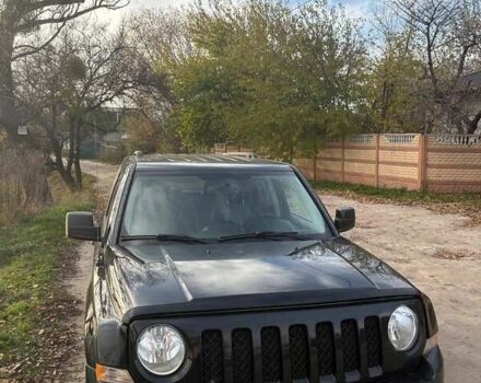 Черный Джип Патриот, объемом двигателя 2.36 л и пробегом 144 тыс. км за 10500 $, фото 12 на Automoto.ua