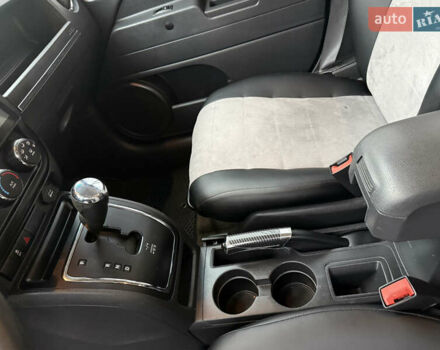 Чорний Джип Patriot, об'ємом двигуна 2 л та пробігом 137 тис. км за 10350 $, фото 30 на Automoto.ua